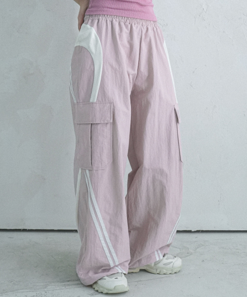 AVANDRESS（アバンドレス ）の「ブロウズポケットナイロンパンツ - 4COL（スウェットパンツ・メンズ・チャコールグレー/ブラック/ミント/PINK・SMALL/MEDIUM/LARGE）」の8枚目の写真