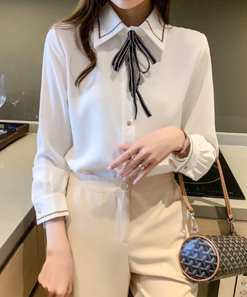 yuue' ( wear )(ユーイ)の「リボン付きステッチデザインボウタイシャツブラウス(シャツ/ブラウス・レディース・ホワイト/ブルー・FREE)」の9枚目の写真