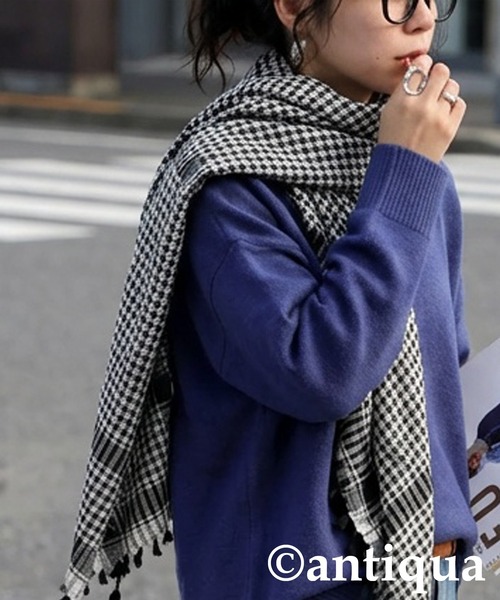 antiqua（アンティカ）の「千鳥格子 チェック柄 大判 ストール（ストール/ショール・レディース・ブラック・FREE）」の10枚目の写真