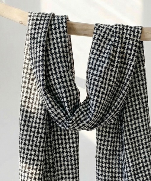 antiqua（アンティカ）の「千鳥格子 チェック柄 大判 ストール（ストール/ショール・レディース・ブラック・FREE）」の6枚目の写真