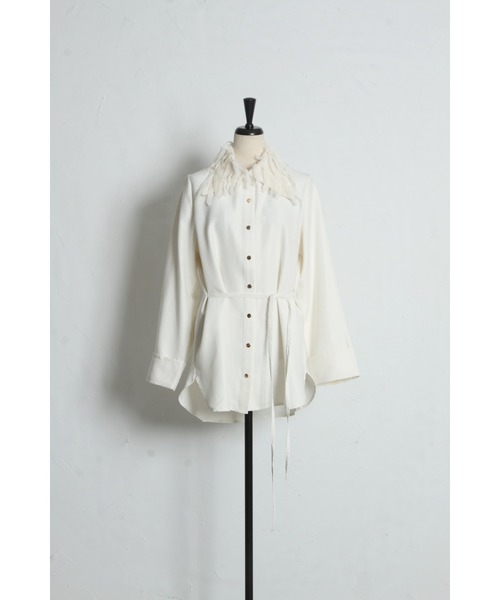 ARVELLIA(アルベリア)の「FRINGE COLLAR SHIRT(シャツ/ブラウス・レディース・アイボリー/ブラック・M)」の21枚目の写真