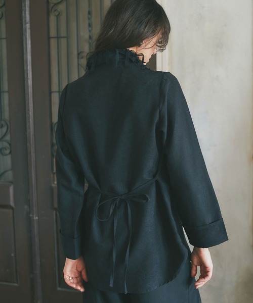 ARVELLIA(アルベリア)の「FRINGE COLLAR SHIRT(シャツ/ブラウス・レディース・アイボリー/ブラック・M)」の6枚目の写真