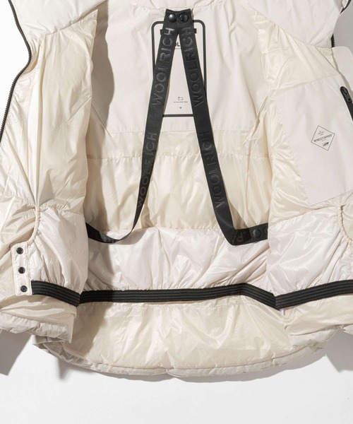 WOOLRICH（ウールリッチ）の「WOOLRICH GTX JACKET ウールリッチ ゴアウィンドーストッパー ダウンジャケット（ダウンジャケット/コート・レディース・ブラック/クリーム・SMALL/MEDIUM/LARGE）」の10枚目の写真