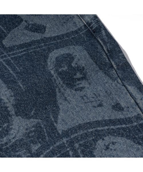 EXTRAORDINARY(エクストラオーディナリー)の「PORTRAIT PRINTING DENIM PANTS INDIGO(デニムパンツ・メンズ・その他・LARGE/MEDIUM/SMALL/X-LARGE)」の5枚目の写真