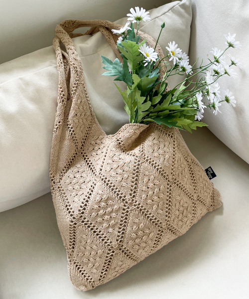 SLOWLOLLI(スローローリ)の「Cozy Crochet Bag_2 Colors(エコバッグ/サブバッグ・レディース・Beige/アイボリー・FREE)」の5枚目の写真
