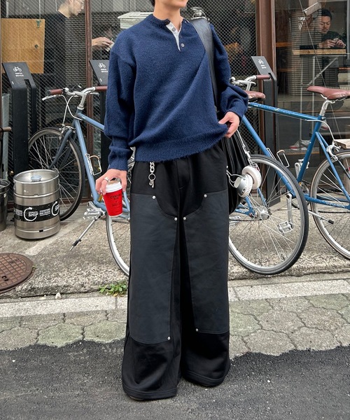 UNDERSTATEMENTs（アンダーステイトメント）の「【ユニセックス】配色ヘンリーネックニット（ニット/セーター・メンズ・レッド/ネイビー・MEDIUM/LARGE）」の7枚目の写真