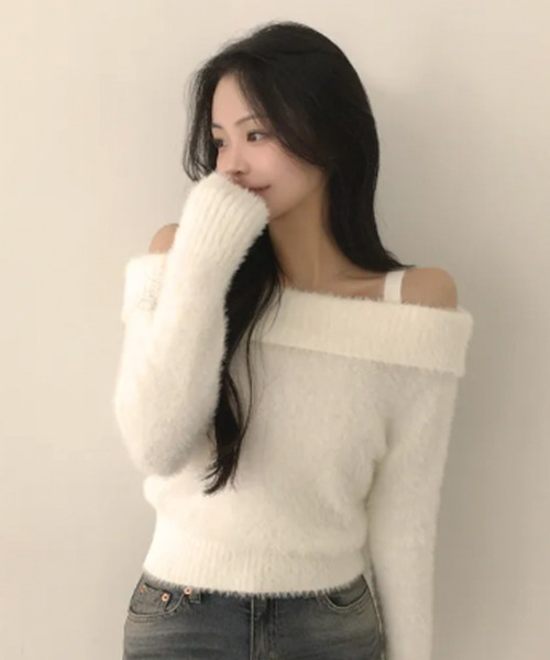 VIVID LADY(ビビッドレディー)の「オフショルダー シャギーニットトップス(ニット/セーター・レディース・ブラック/ピンク/アイボリー・FREE)」の13枚目の写真