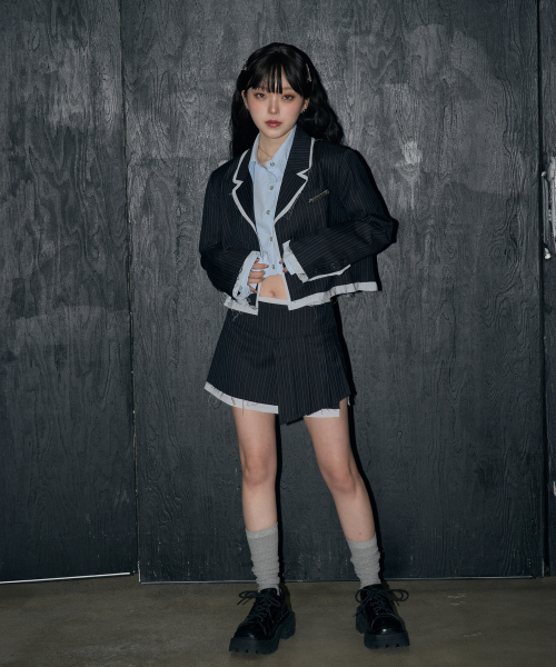 CHERRYQUIRI（チェリーキュリー）の「stripe crop jk - dark navy（テーラードジャケット・レディース・その他・FREE）」の2枚目の写真