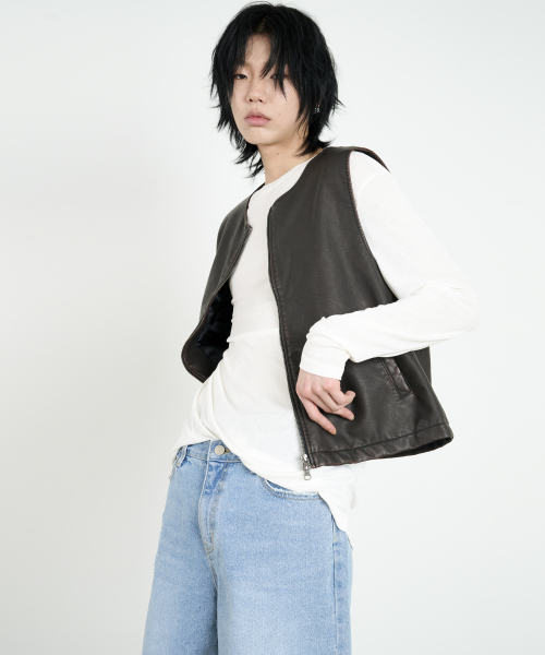 DUSTYWHITE(ダスティーホワイト)の「ホワイトレイヤードロングスリーブTシャツ(Tシャツ/カットソー・メンズ・その他・MEDIUM/LARGE)」の2枚目の写真