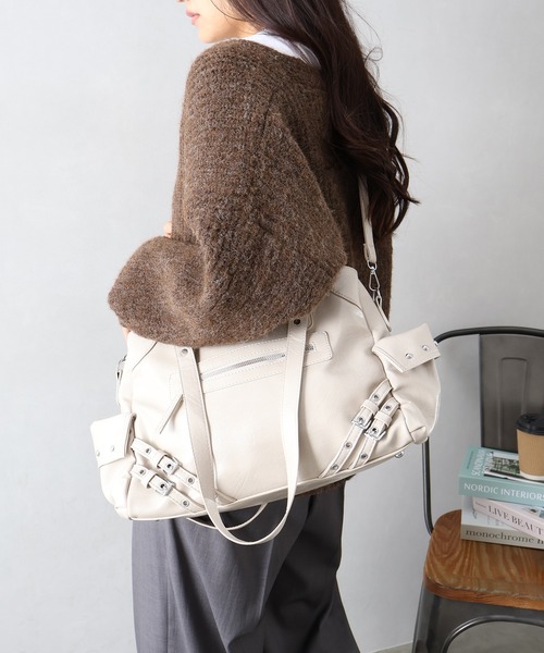 SpRay（スプレイ）の「ハトメベルト付ボストンＢＡＧ（ボストンバッグ・レディース・ブラック/ライトベージュ/ボルドー・FREE）」の14枚目の写真