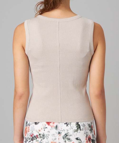 Chacott（チャコット）の「ホリデーラメタンクトップ（Tシャツ/カットソー・レディース・ブラック/ベージュ・M）」の16枚目の写真