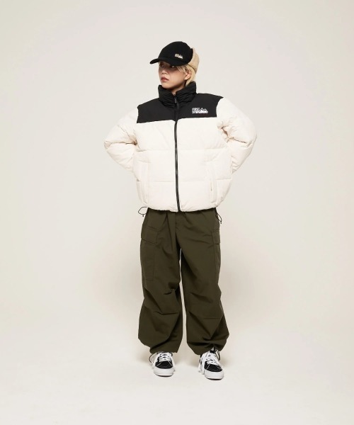 FIRST DOWN(ファーストダウン)の「FIRST DOWN BUBBLE DOWN JKT MICROFT(R)(ファーストダウン バブルダウンジャケット マイクロフト)(ダウンジャケット/コート・メンズ・パープル/マスタード/ベージュ系/ホワイト・SMALL/MEDIUM/LARGE/X-LARGE/XX-LARGE)」の8枚目の写真