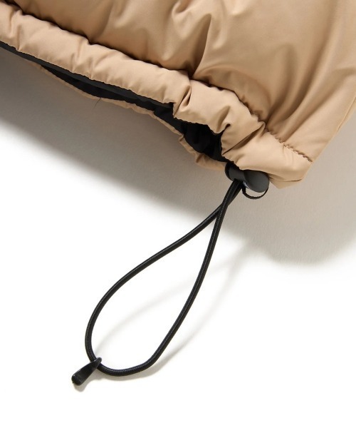 FIRST DOWN(ファーストダウン)の「FIRST DOWN BUBBLE DOWN JKT MICROFT(R)(ファーストダウン バブルダウンジャケット マイクロフト)(ダウンジャケット/コート・メンズ・パープル/マスタード/ベージュ系/ホワイト・SMALL/MEDIUM/LARGE/X-LARGE/XX-LARGE)」の12枚目の写真