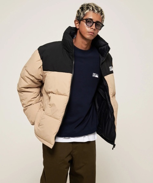 FIRST DOWN(ファーストダウン)の「FIRST DOWN BUBBLE DOWN JKT MICROFT(R)(ファーストダウン バブルダウンジャケット マイクロフト)(ダウンジャケット/コート・メンズ・パープル/マスタード/ベージュ系/ホワイト・SMALL/MEDIUM/LARGE/X-LARGE/XX-LARGE)」の14枚目の写真