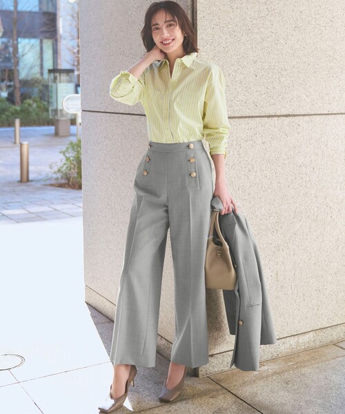 23区 L(ニジュウサンクオオキイサイズ)の「TWギャバジン ワイドパンツ(その他パンツ・レディース・ライトグレー系/ネイビー系・50/48/46/44)」の22枚目の写真