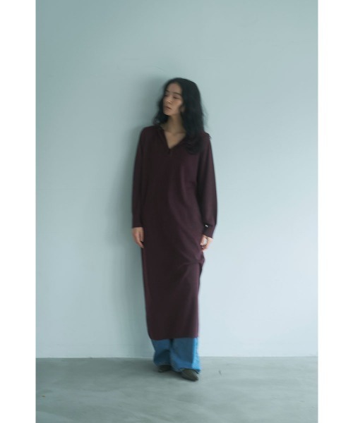 marjour（マージュール）の「HOODED KNIT ONEPIECE（ワンピース・レディース・ブラウン・M）」の3枚目の写真