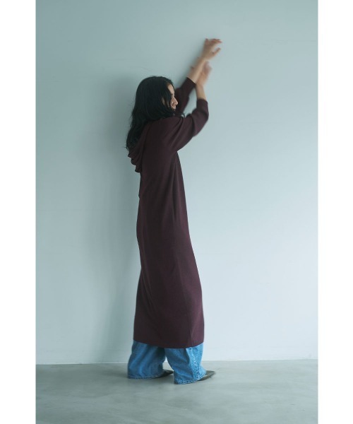 marjour（マージュール）の「HOODED KNIT ONEPIECE（ワンピース・レディース・ブラウン・M）」の8枚目の写真