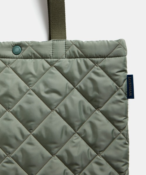 LAVENHAM（ラベンハム）の「Quilted Tote Bag / キルテッド トート バッグ（トートバッグ・メンズ・グリーン系その他/ダークブラック・ONE SIZE）」の14枚目の写真