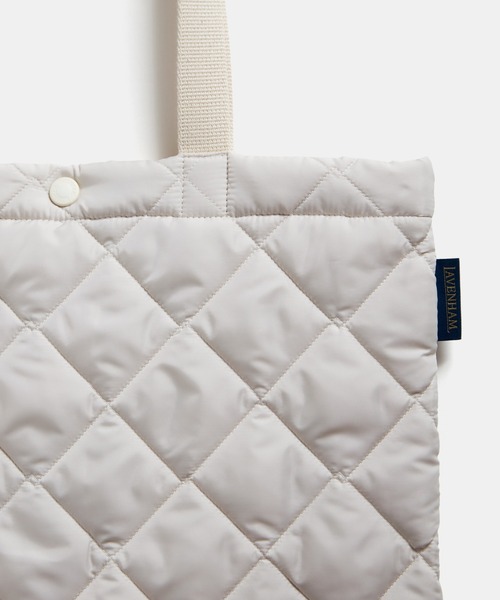 LAVENHAM（ラベンハム）の「Quilted Tote Bag / キルテッド トート バッグ（トートバッグ・メンズ・グリーン系その他/ダークブラック・ONE SIZE）」の19枚目の写真