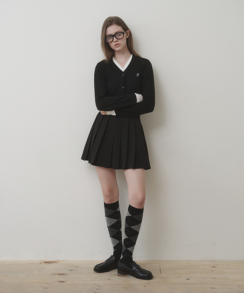BELLOL(ベロエル)の「レイヤードカーディガン ブラック(カーディガン/ボレロ・レディース・その他・SMALL/MEDIUM)」の3枚目の写真