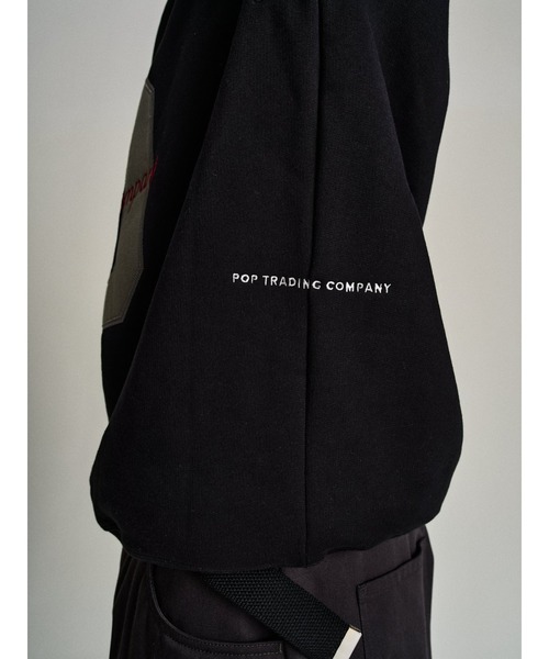 POP TRADING COMPANY(ポップトレーディングカンパニー)の「Pop Trading Company/ポップトレーディングカンパニー スウェット/トレーナー POP COLLEGE CR(スウェット・メンズ・ブラック・L)」の3枚目の写真