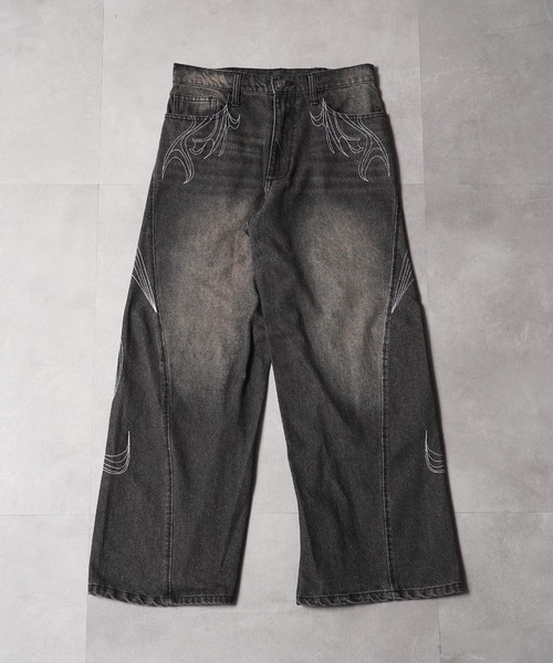 1111clothing(ワンフォークロージング)の「トライバル刺繍 カーブパンツ / Tribal Embroidered Curved Pants(デニムパンツ・メンズ・ブラック系2/ブラック系1・L/M)」の8枚目の写真