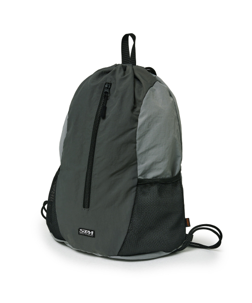 BROWNBREATH(ブラウンブレス)の「STM GYM SACK V.2 - GREY(バックパック/リュック・レディース・その他・ONE SIZE)」の2枚目の写真