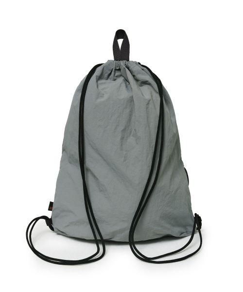 BROWNBREATH(ブラウンブレス)の「STM GYM SACK V.2 - GREY(バックパック/リュック・レディース・その他・ONE SIZE)」の3枚目の写真