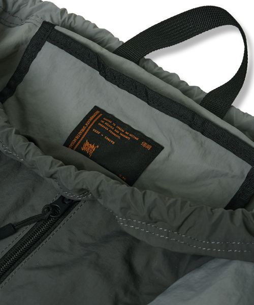 BROWNBREATH(ブラウンブレス)の「STM GYM SACK V.2 - GREY(バックパック/リュック・レディース・その他・ONE SIZE)」の8枚目の写真