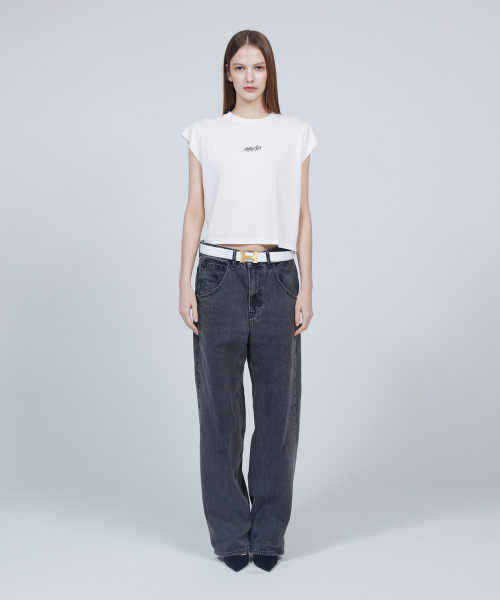 MMAM（ムアム）の「[ESSENTIAL] Logo basic slim T-shirt（Tシャツ/カットソー・レディース・アイボリー・FREE）」の2枚目の写真