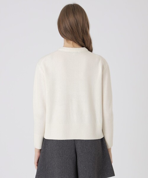 BLUE LABEL CRESTBRIDGE（ブルーレーベルクレストブリッジ）の「ラムズウールニットプルオーバー（ニット/セーター・レディース・グレー系その他/オフホワイト・38）」の3枚目の写真