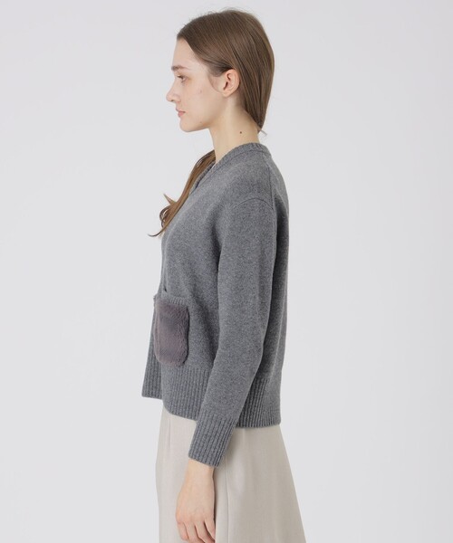 BLUE LABEL CRESTBRIDGE（ブルーレーベルクレストブリッジ）の「ラムズウールニットプルオーバー（ニット/セーター・レディース・グレー系その他/オフホワイト・38）」の7枚目の写真