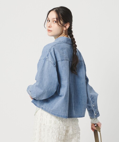 BEAUTY&YOUTH UNITED ARROWS(ビューティーアンドユースユナイテッドアローズ)の「【WEB限定】ショート デニムシャツ(シャツ/ブラウス・レディース・ネイビー/ライトブルー・FREE)」の5枚目の写真