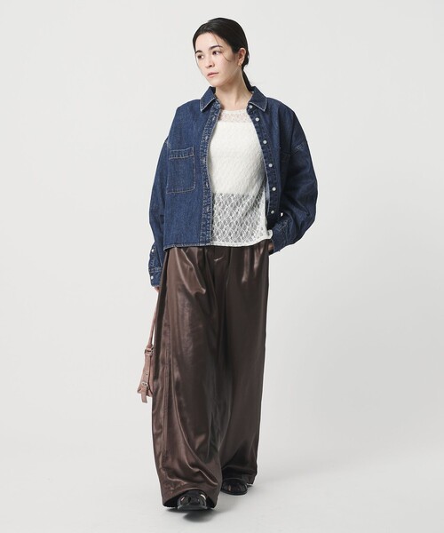 BEAUTY&YOUTH UNITED ARROWS(ビューティーアンドユースユナイテッドアローズ)の「【WEB限定】ショート デニムシャツ(シャツ/ブラウス・レディース・ネイビー/ライトブルー・FREE)」の9枚目の写真