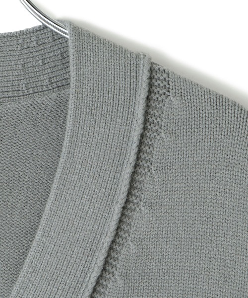 ADAM ET ROPE'(アダムエロペ)の「【WEB限定】メタルボタンVネックカーディガン(カーディガン/ボレロ・レディース・グレー/オフホワイト/ピンク/サックスブルー・FREE)」の20枚目の写真