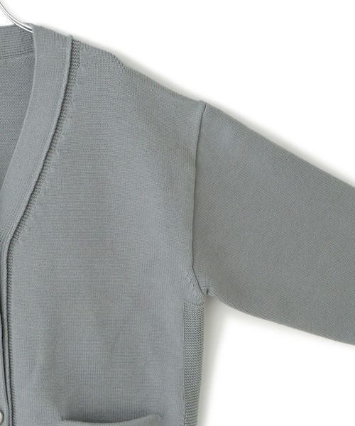 ADAM ET ROPE'(アダムエロペ)の「【WEB限定】メタルボタンVネックカーディガン(カーディガン/ボレロ・レディース・グレー/オフホワイト/ピンク/サックスブルー・FREE)」の19枚目の写真