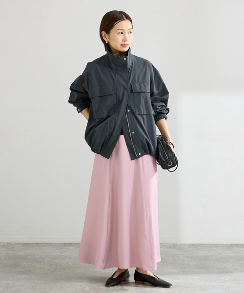 IENA（イエナ）の「キュプラサテンフレアスカート（スカート・レディース・ブラック/ピンク/ベージュ・34/36/38/40）」の7枚目の写真