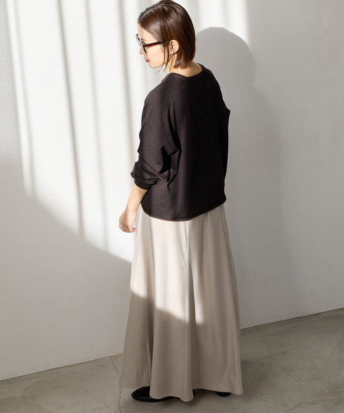 IENA（イエナ）の「キュプラサテンフレアスカート（スカート・レディース・ブラック/ピンク/ベージュ・34/36/38/40）」の22枚目の写真