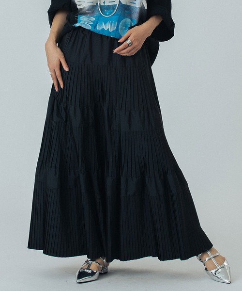ROSE BUD(ローズバッド)の「TIERED SKIRT(スカート・レディース・カーキ/ブラック/ピンク・ONE SIZE)」の11枚目の写真