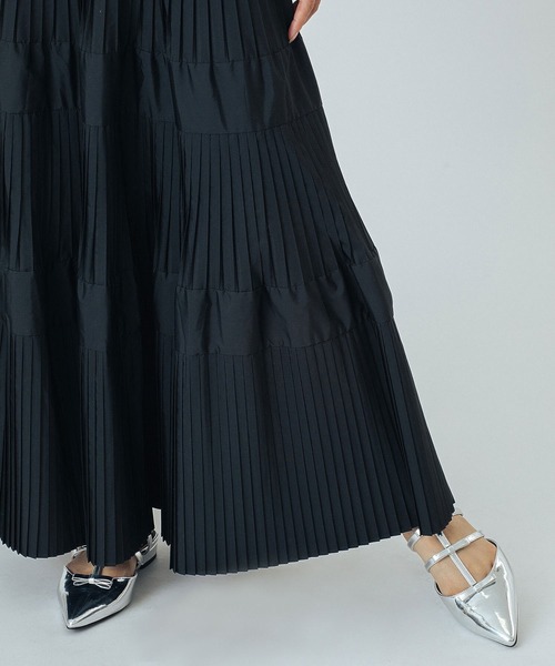 ROSE BUD(ローズバッド)の「TIERED SKIRT(スカート・レディース・カーキ/ブラック/ピンク・ONE SIZE)」の17枚目の写真