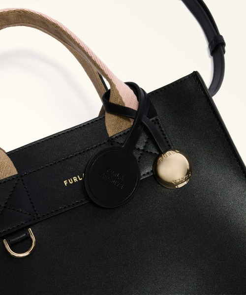 FURLA（フルラ）の「フルラ ディバイデッド (Furla Divide It) トートバッグ S（トートバッグ・レディース・ホワイト/ブラック・ONE SIZE）」の4枚目の写真