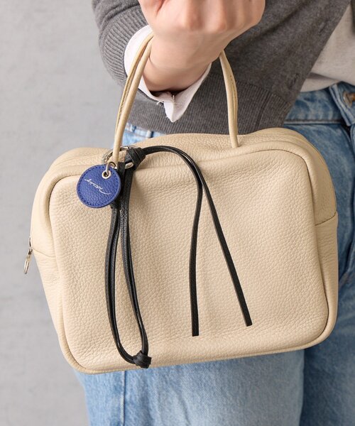 BIRTHDAY BAR（バースデイバー）の「【onoff//　オノフ】スマホストラップ／バッグチャーム（スマホグッズ・レディース・グレー/ブラック/ベージュ・0）」の6枚目の写真