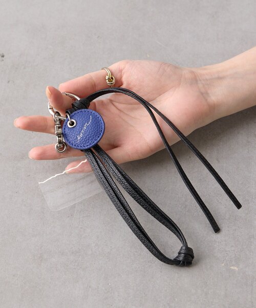 BIRTHDAY BAR（バースデイバー）の「【onoff//　オノフ】スマホストラップ／バッグチャーム（スマホグッズ・レディース・グレー/ブラック/ベージュ・0）」の8枚目の写真