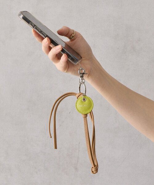 BIRTHDAY BAR（バースデイバー）の「【onoff//　オノフ】スマホストラップ／バッグチャーム（スマホグッズ・レディース・グレー/ブラック/ベージュ・0）」の21枚目の写真
