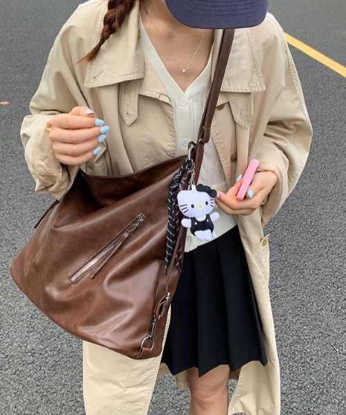 LAC-VERT（ラック・ヴェール）の「2WAYファスナーナップサック（バックパック/リュック・レディース・ブラック/ダークブラウン/ブラウン/キャメル・FREE）」の3枚目の写真