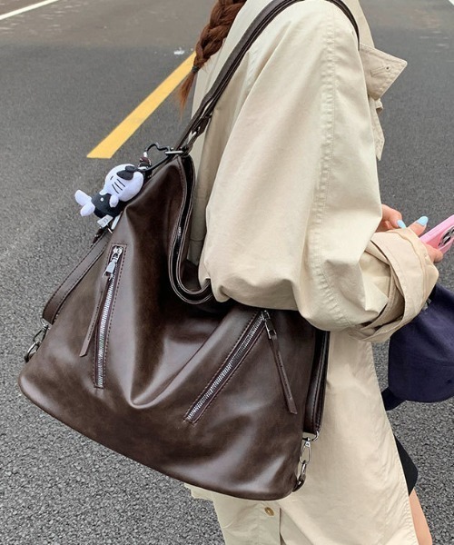 LAC-VERT（ラック・ヴェール）の「2WAYファスナーナップサック（バックパック/リュック・レディース・ブラック/ダークブラウン/ブラウン/キャメル・FREE）」の7枚目の写真