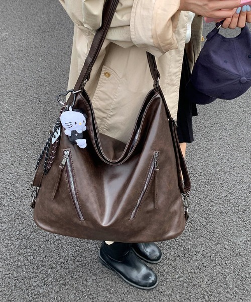 LAC-VERT（ラック・ヴェール）の「2WAYファスナーナップサック（バックパック/リュック・レディース・ブラック/ダークブラウン/ブラウン/キャメル・FREE）」の8枚目の写真