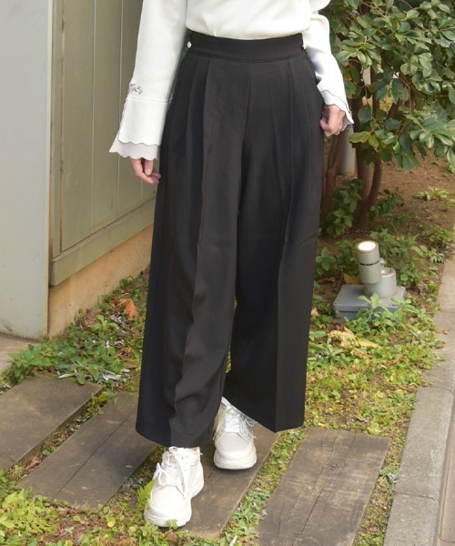 axes femme（アクシーズファム）の「サイドボタンタックパンツ（その他パンツ・レディース・ブラック/ベージュ・FREE）」の2枚目の写真