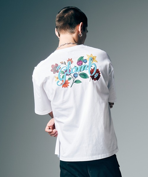 glamb（グラム）の「Floral Spin Logo T-Shirt / フローラルスピンロゴTシャツ（Tシャツ/カットソー・メンズ・ホワイト/ブラック・S/M/L）」の2枚目の写真