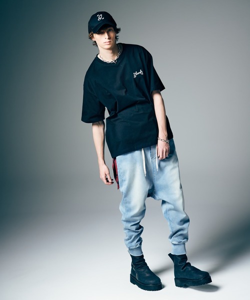 glamb（グラム）の「Floral Spin Logo T-Shirt / フローラルスピンロゴTシャツ（Tシャツ/カットソー・メンズ・ホワイト/ブラック・S/M/L）」の12枚目の写真